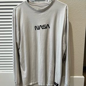 Vans Longsleeve T-shirt. Off white. NASA collab size Large